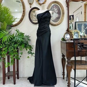 Cinderella Black One-Shoulder Evening Gown